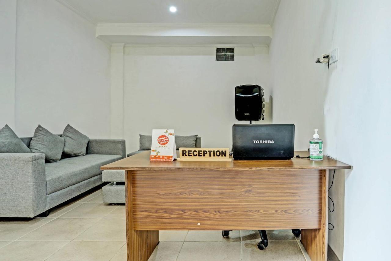 Oyo 91080 Kubu D&D Guesthouse Семиньяк Экстерьер фото
