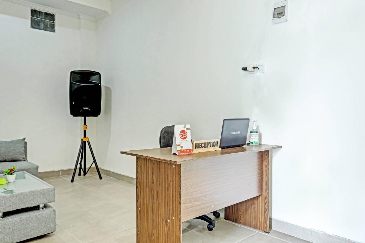 Oyo 91080 Kubu D&D Guesthouse Семиньяк Экстерьер фото